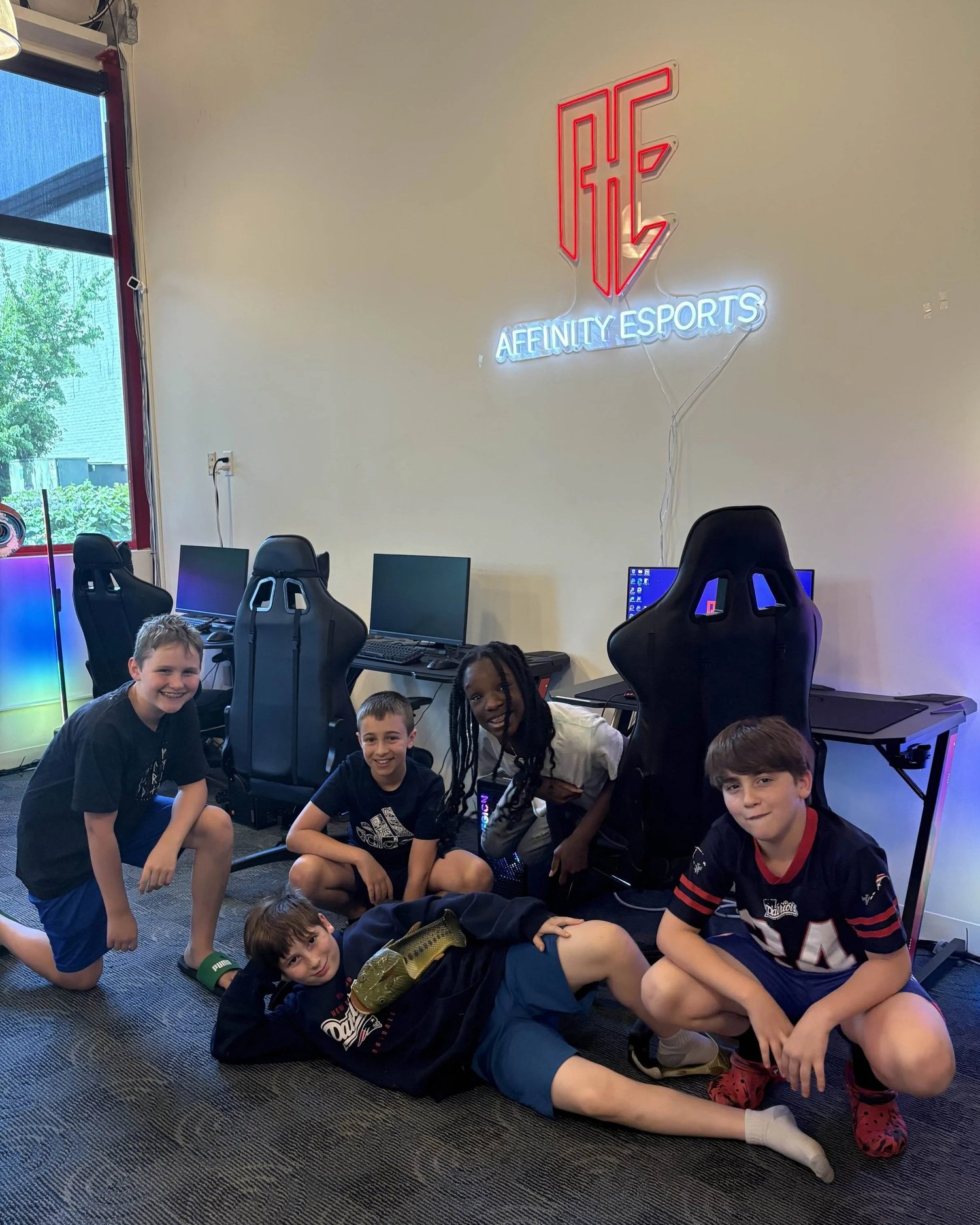 A group at the Milford studio